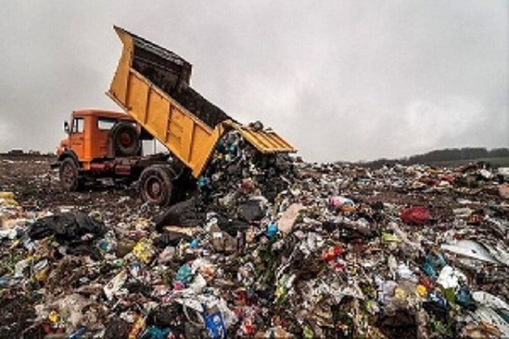 زباله ها به طبیعت قائمیه برگشتند/ پسماند شهری در زیستگاه حیوانات