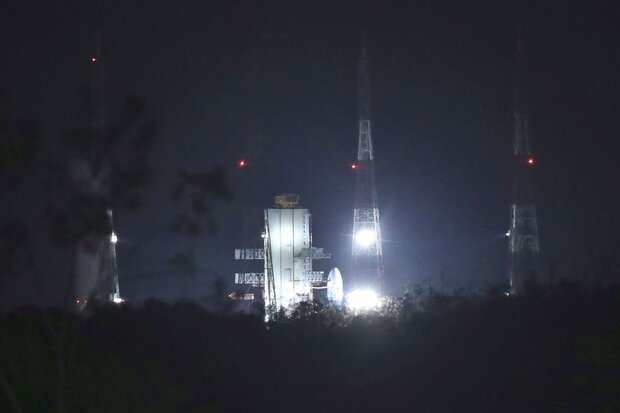 پرتاب فضاپیمای هندی به ماه لغو شد