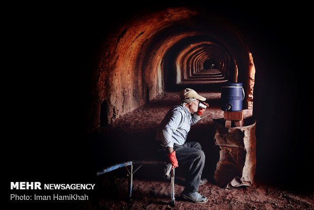 Seasonal workers at brick factories in Hamedan