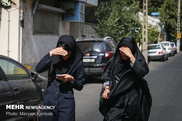 غبار صبحگاهی در مناطق مرکزی استان/ دمای اصفهان به ۴۱ درجه می‌رسد