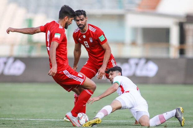 Iran B, U23 football teams share spoils