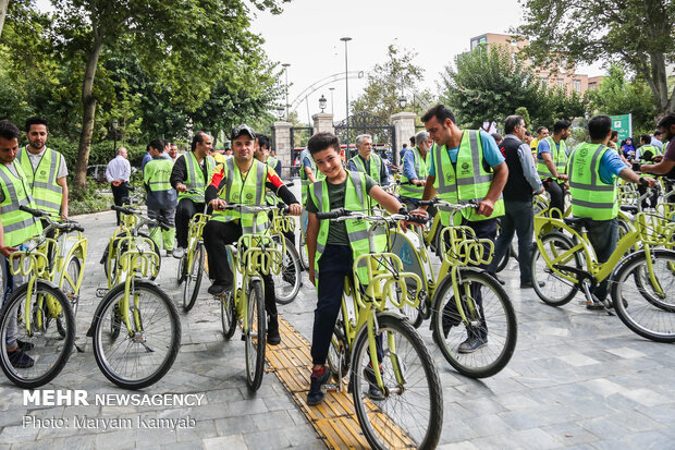 Para-cycling event in Tehran