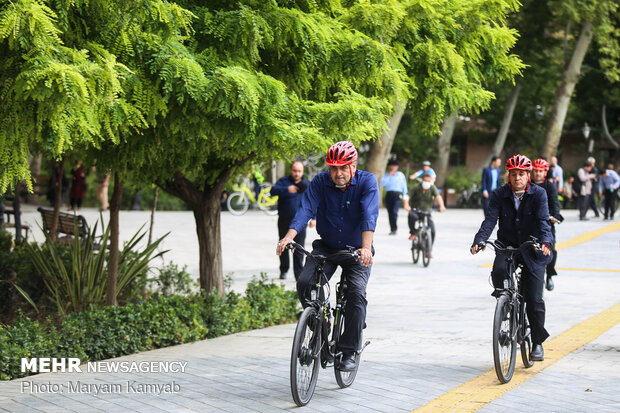 Para-cycling event in Tehran