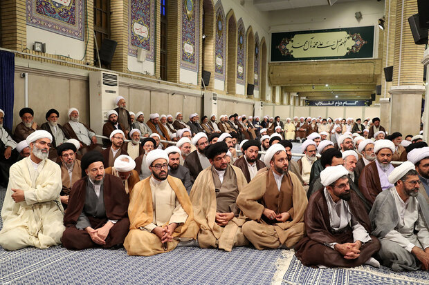 Friday prayers leaders meet Ayatollah Khamenei