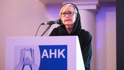 AHK