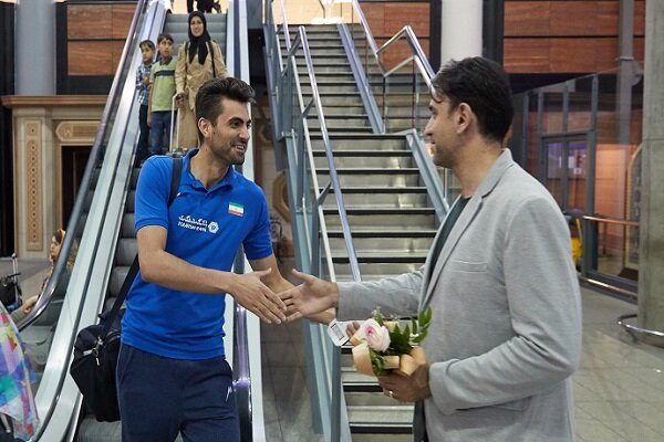 کاروان تیم ملی والیبال بدون استقبال «داوری» وارد تهران شد