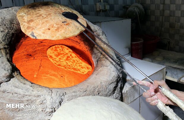 الخبز الايراني