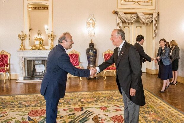 Iran’s amb. to Lisbon presents his credentials to pres. Sousa