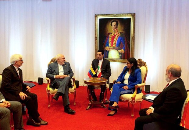 ظریف با معاون اول رئیس جمهور ونزوئلا دیدار و گفتگو کرد