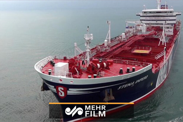 VIDEO: Press TV reporter boards seized UK-flagged tanker