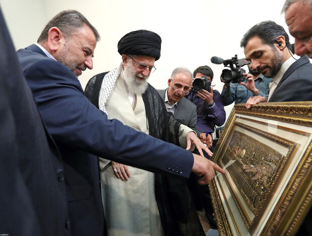 Hamas deputy head meets Ayatollah Khamenei 
