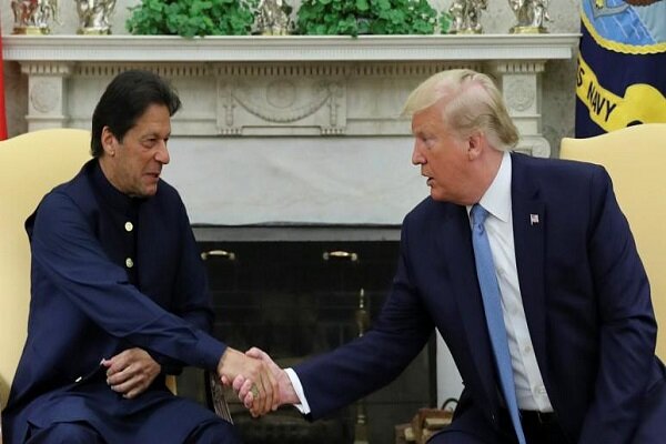 پاکستانی وزير اعظم کی امریکی صدر سے ٹیلیفون پر گفتگو