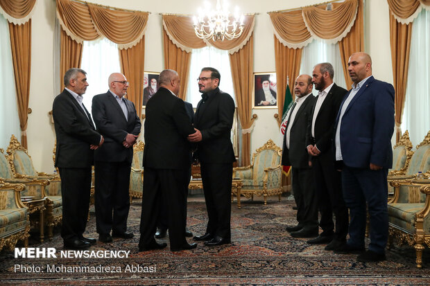 Hamas official visits Shamkhani in Tehran