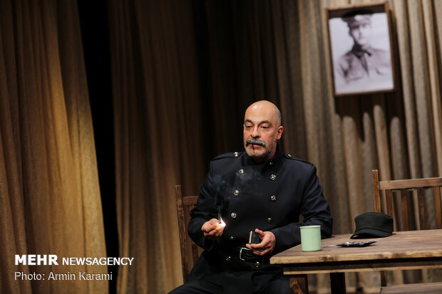‘Fly’ goes on stage at Tehran Sayeh Hall