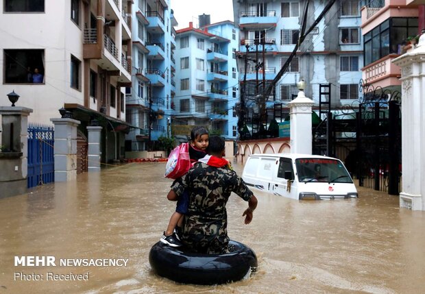 Güney Asya’daki sel felaketinden fotoğraflar