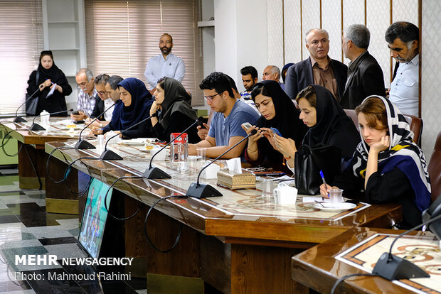 اولین نشست خبری حسین مدرس خیابانی، قائم‌ مقام وزیر صنعت ، معدن و تجارت