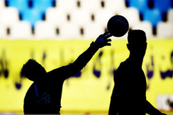 توصیه رئیس کمیته تعیین وضعیت درباره‌ واسطه‌های فوتبالی