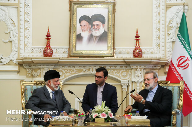 Parl. speaker Larijani, FM bin Alawi meeting in Tehran 