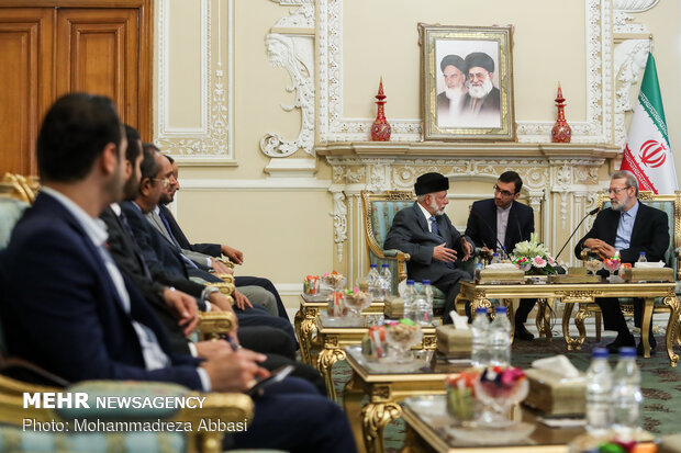 Parl. speaker Larijani, FM bin Alawi meeting in Tehran 