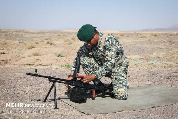 آموزش عملی و میدان تیر تیپ 223 نیروی مخصوص واکنش سریع ارتش