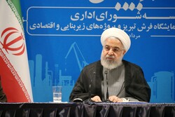 روحاني: طهران تؤيد المحادثات مع واشنطن لكن يجب أن ترفع العقوبات أولا