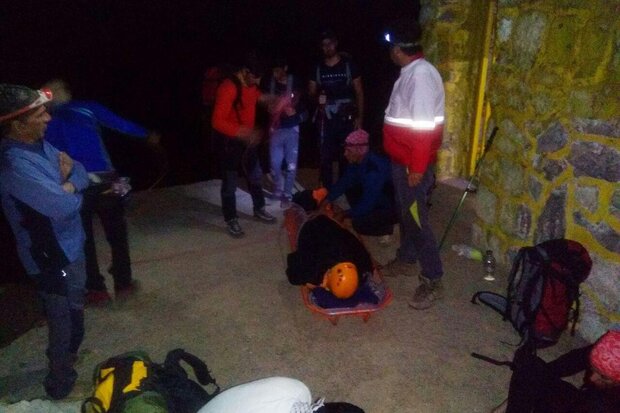 نجات ۳۱ کوهنورد گرفتار در ارتفاعات رودان