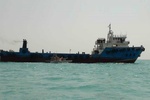 بحرية حرس الثورة الاسلامية تحتجز سفينة تهرب الوقود بالخليج الفارسي