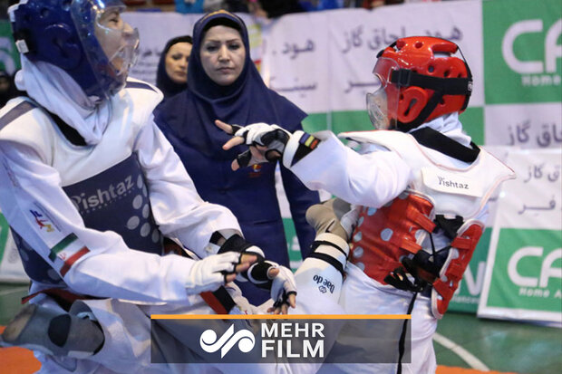 VIDEO: Iranian female taekwondo fighter defeats S Korean opponent