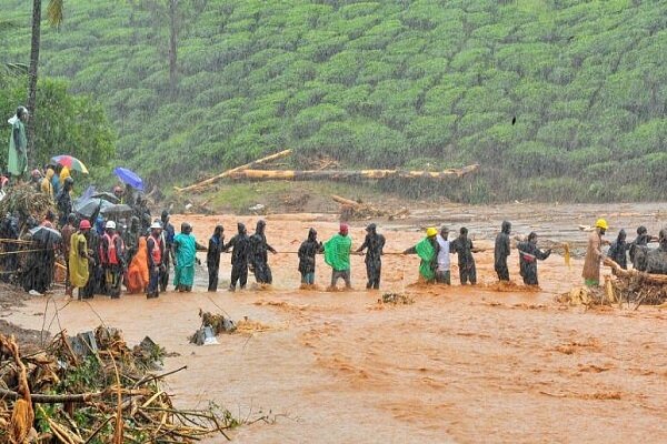 Monsoon floods in India kill at least 100, displace thousands