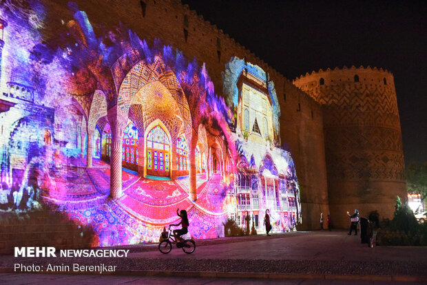 اجرای نورپردازی سه بعدی در ارگ کریمخان شیراز