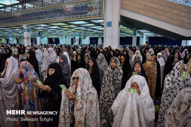 اقامة صلاة عيد الاضحى المبارك في طهران