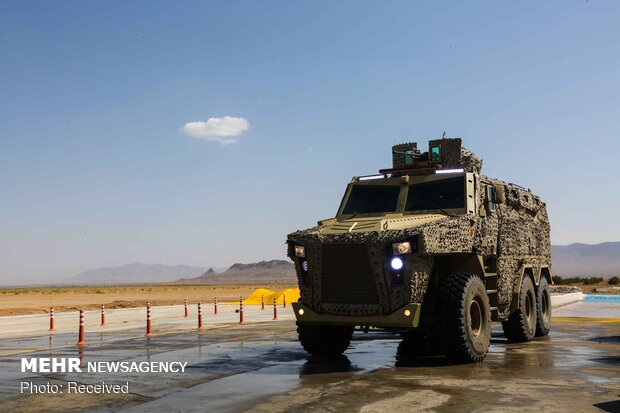 Iran unveils armored 'Ra'd', delivers 'Aras-2' tactical vehicles