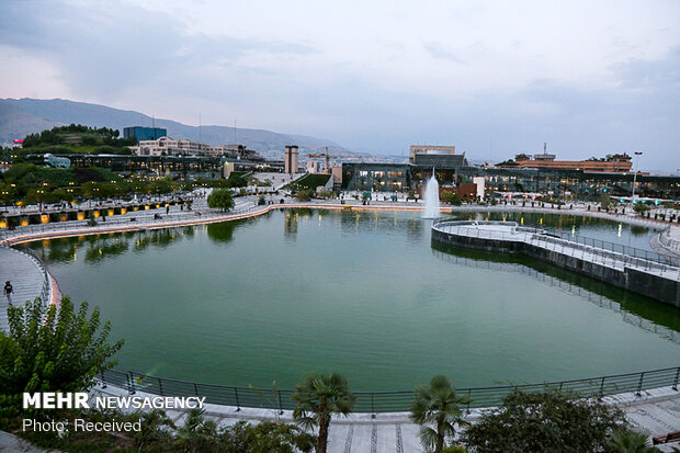 افتتاح بحيرة جديدة بقلب مدينة طهران / صور