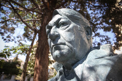Statue of Iranian actor unveiled in Tehran