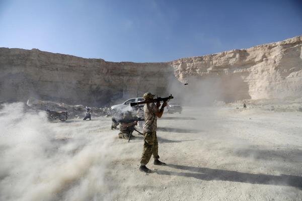 الجيش السوري يقطع طرق إمداد "النصرة" بريف حماة الشمالي