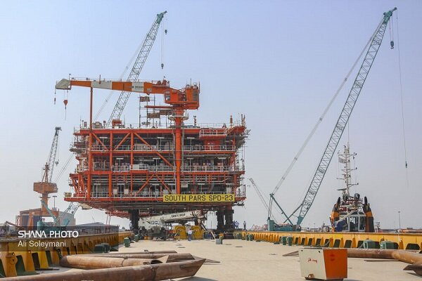 Last South Pars Phase 14 platform loaded