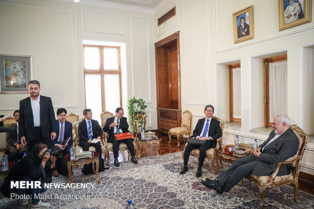 FM Zarif’s meeting with Japanese Deputy FM