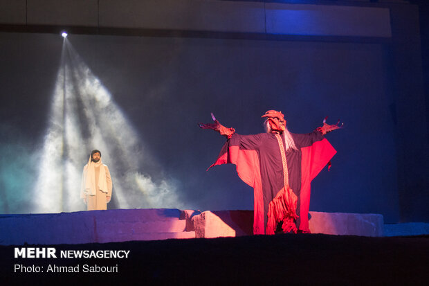 اجرای همزمان نمایش میدانی «محشر» در ٣ استان کشور 