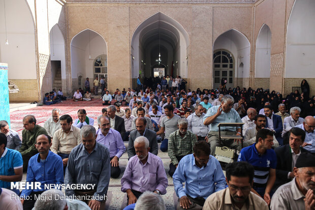 People celebrate Eid al-Ghadir in Yazd