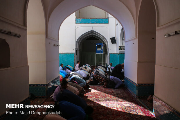 People celebrate Eid al-Ghadir in Yazd