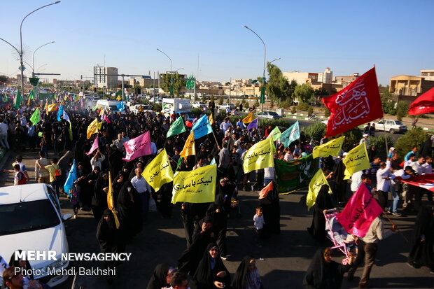 المسيرة الكبيرة احتفالاً بعيد غدير خم في مدينة قم 