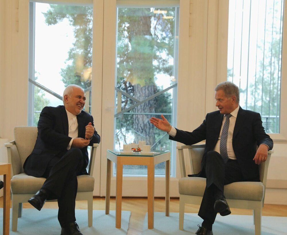 Javad Zarif and President of Finland Sauli Niinisto