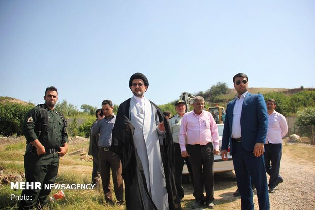 اجرای حکم تخریب ساخت و سازهای غیرمجاز در روستاهای توشن و گلند شهر گرگان