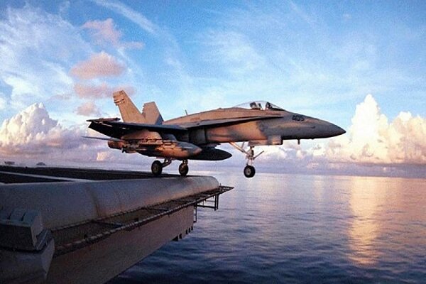 OOps! Landing accident on US aircraft carrier damages 4 super hornet jets
