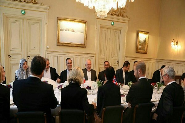 Zarif, Norwegian counterpart discuss bilateral ties
