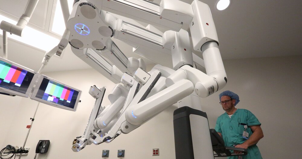 Iranian knowledge based company manufactures robotic surgery system