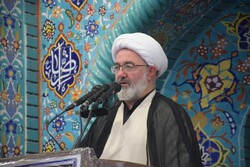 راه عزت مردم ایران مذاکره با غرب نیست/ لزوم هوشیاری و بیداری مردم