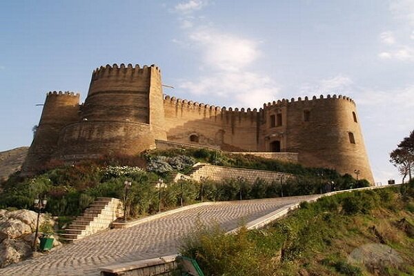 VIDEO: Restoring quake-hit Sassanid-era fortress in W Iran