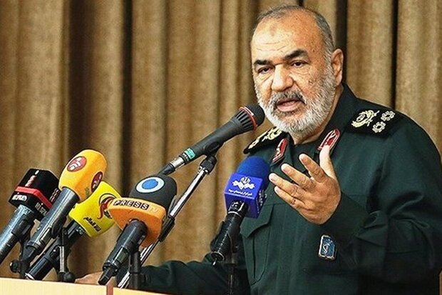 دستور سرلشکر سلامی برای هرگونه امدادرسانی به زلزلهزدگان هرمزگان