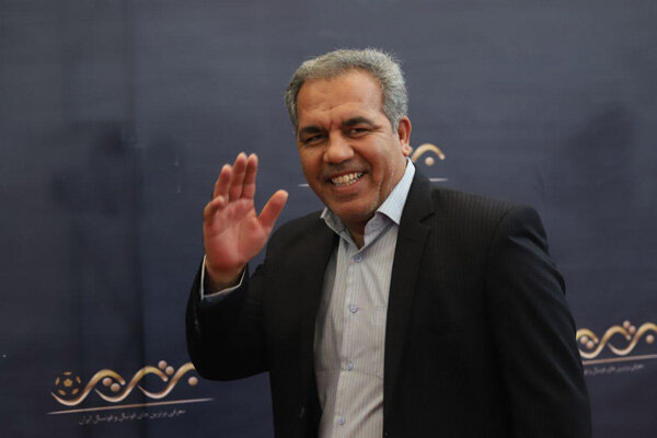 ایرج عرب با «دو» استعفا از هیات مدیره باشگاه پرسپولیس خارج می‌شود